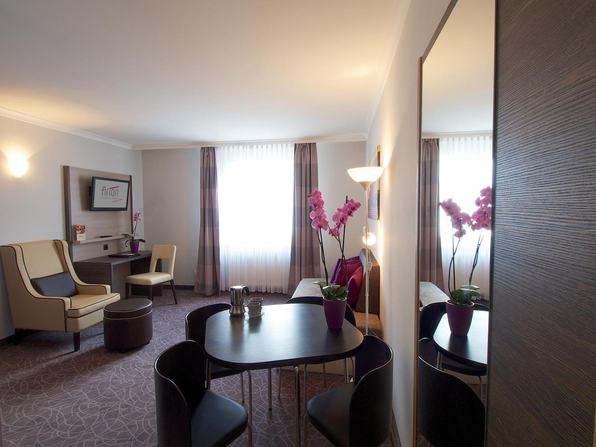 24Hours Apartment Hotel Вена Экстерьер фото
